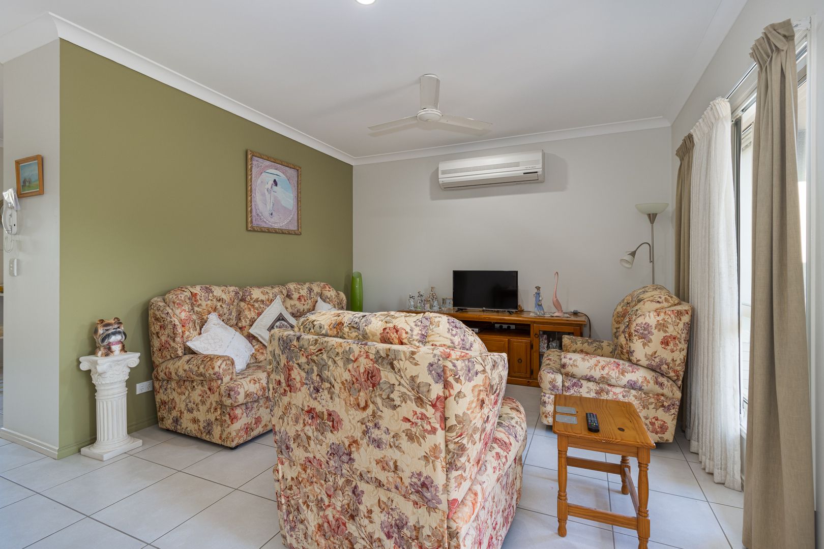 3/142-146 Elizabeth Street, Urangan QLD 4655, Image 2