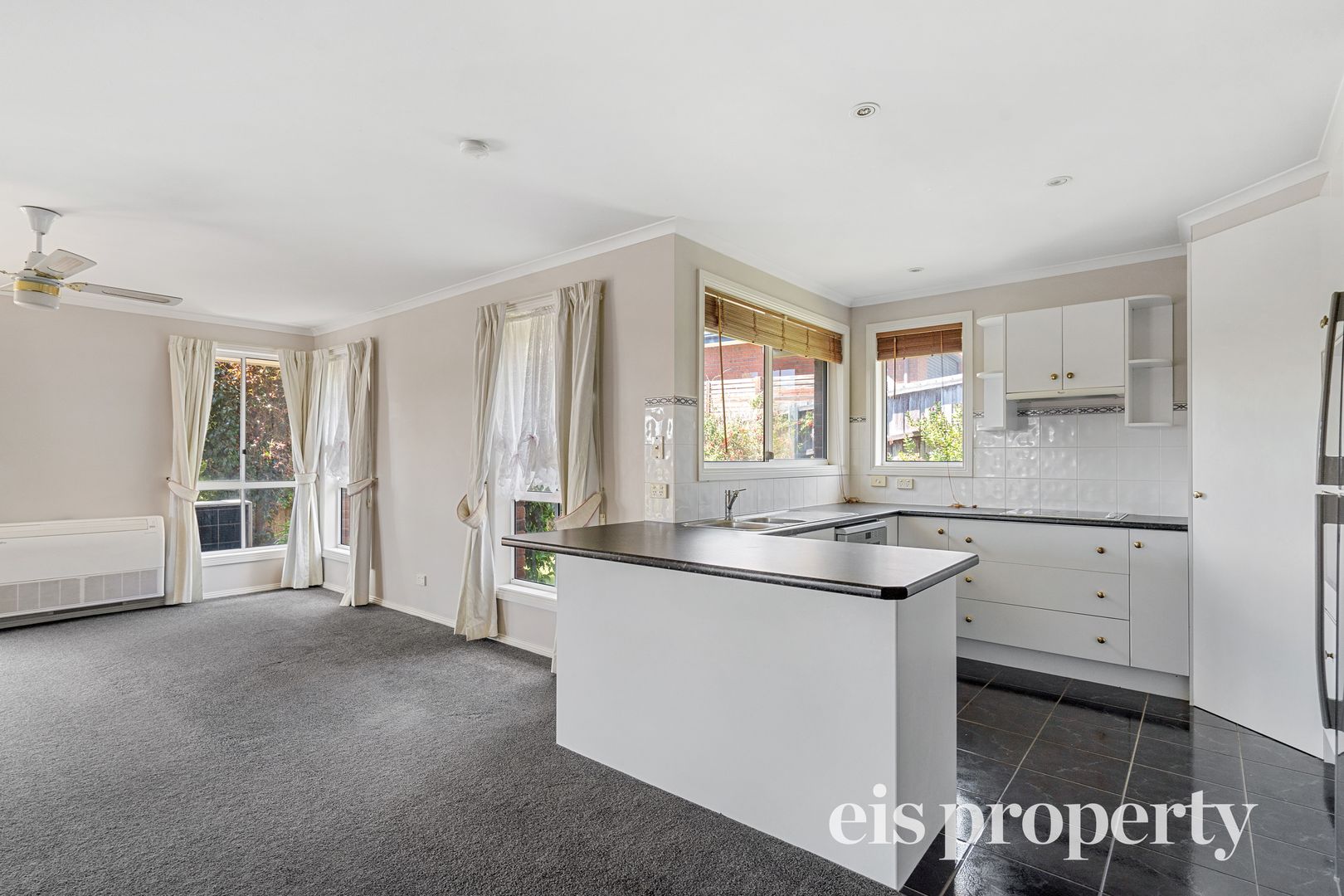 22 Brendan Crescent, Austins Ferry TAS 7011, Image 2