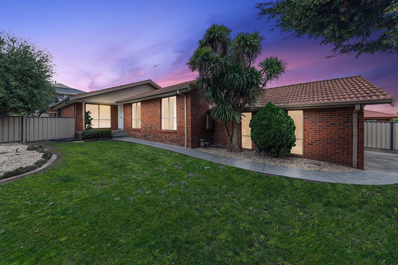 8 Acheron Close, Hallam VIC 3803, Image 0