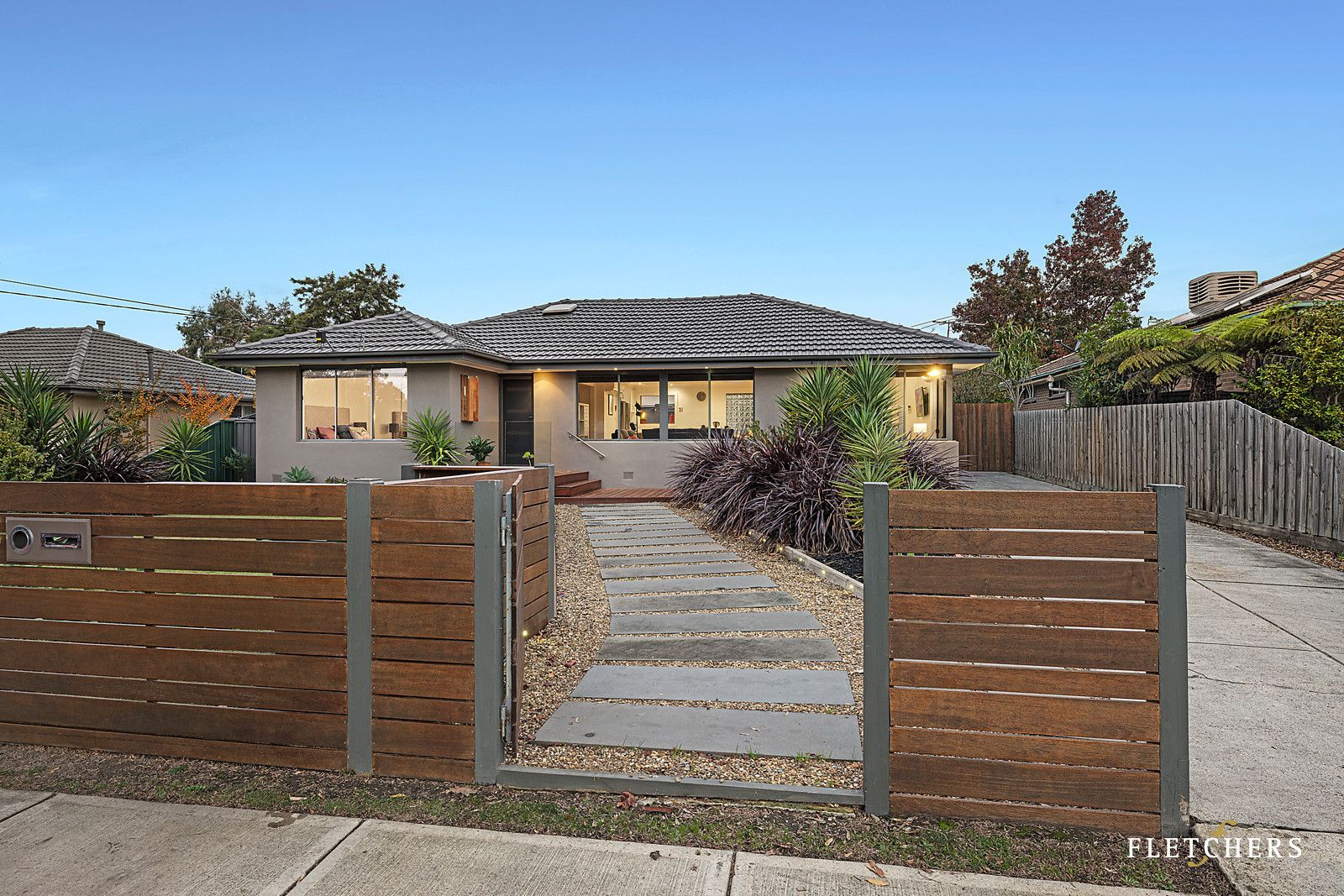25 Lancaster Road, Mooroolbark Property History & Address Research