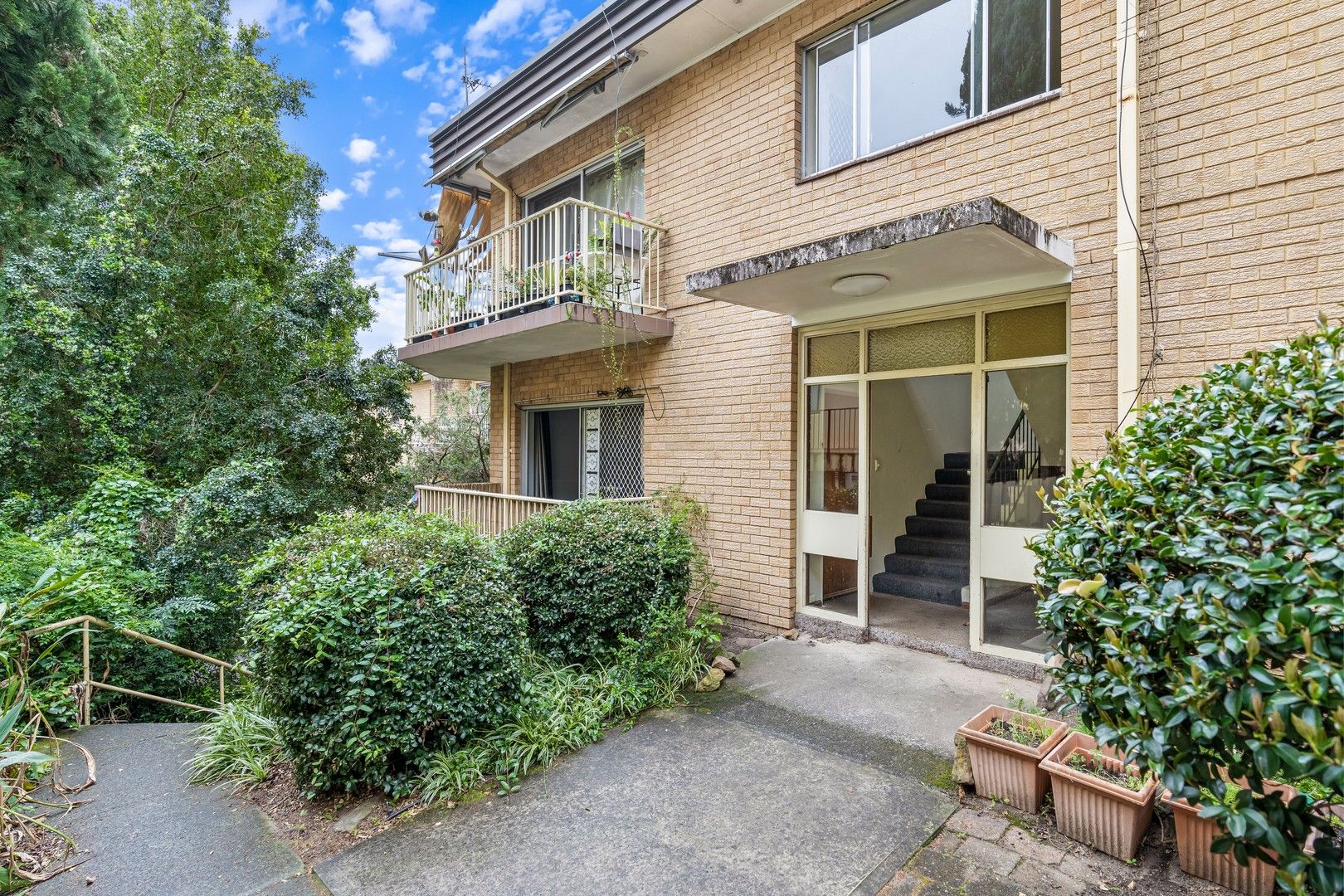 2 bedrooms Apartment / Unit / Flat in 6/76 Faunce St W GOSFORD NSW, 2250