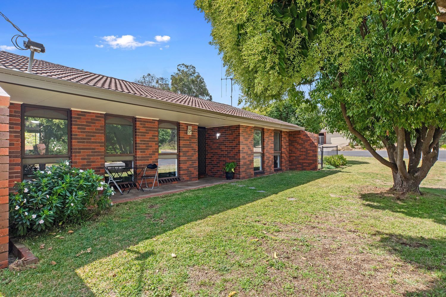 1/1 Nandina Court, Strathdale VIC 3550, Image 0