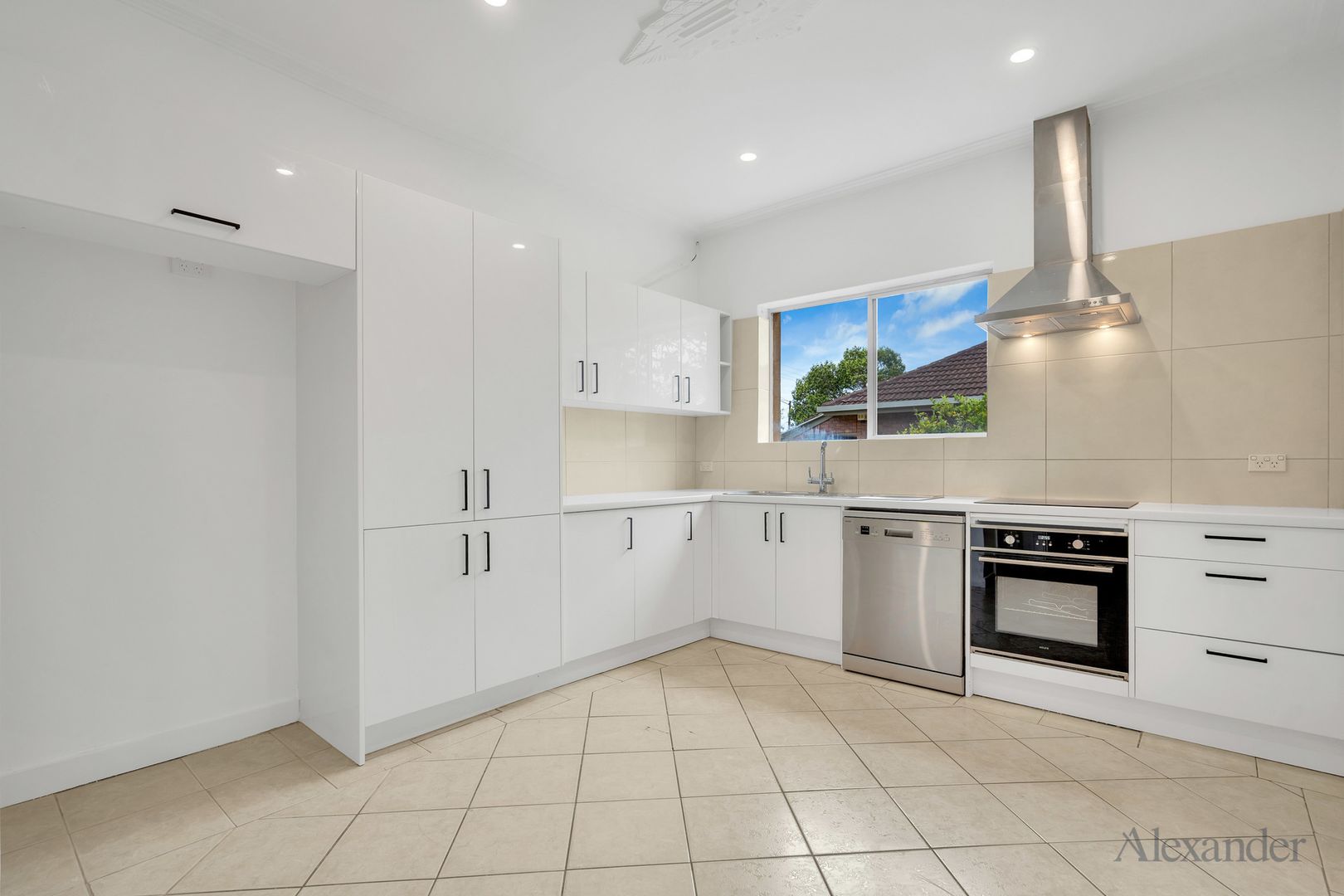 8 Laver Terrace, Felixstow SA 5070 House For Rent Domain