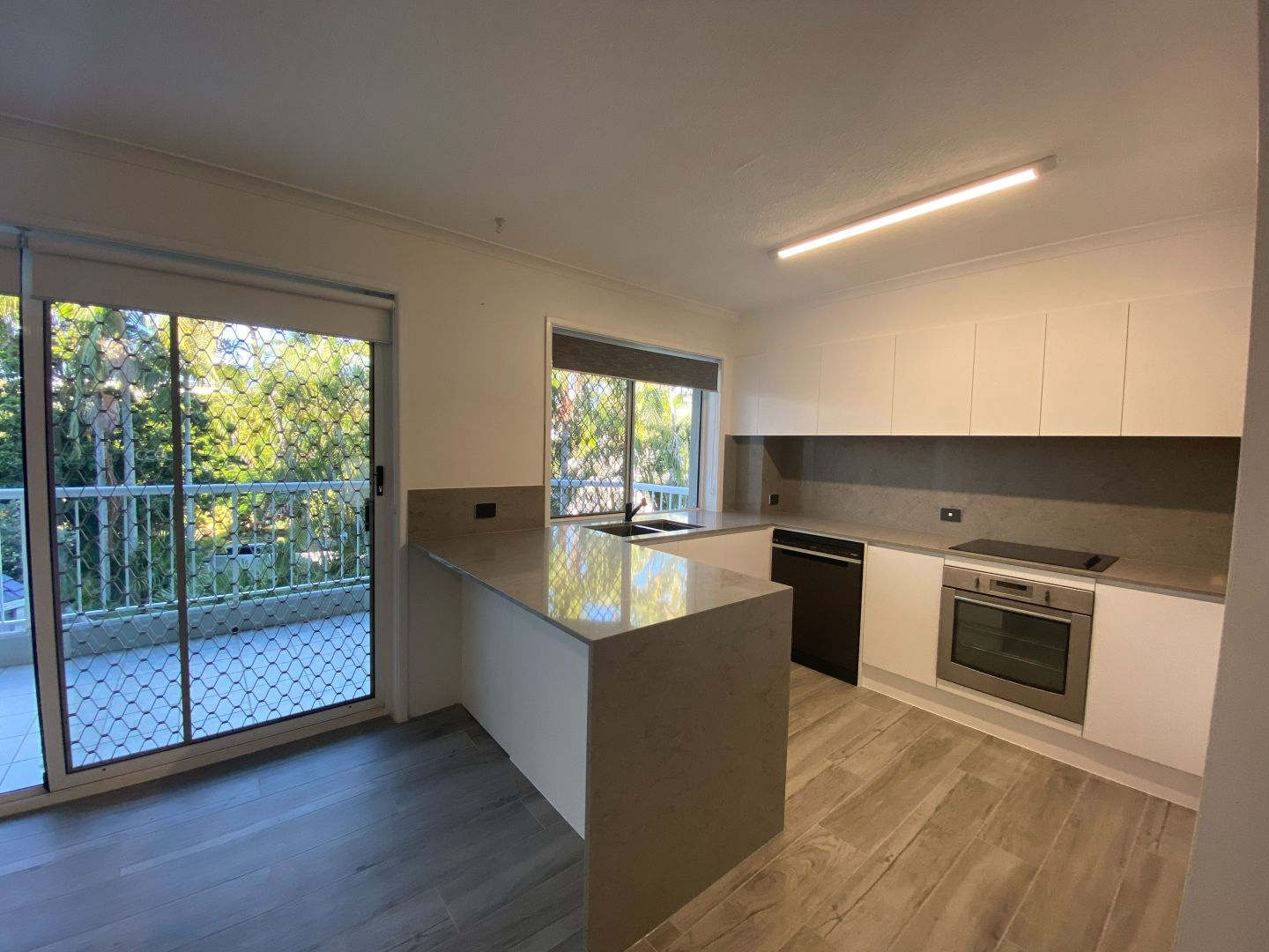 8/4 Madang Crescent, Runaway Bay QLD 4216