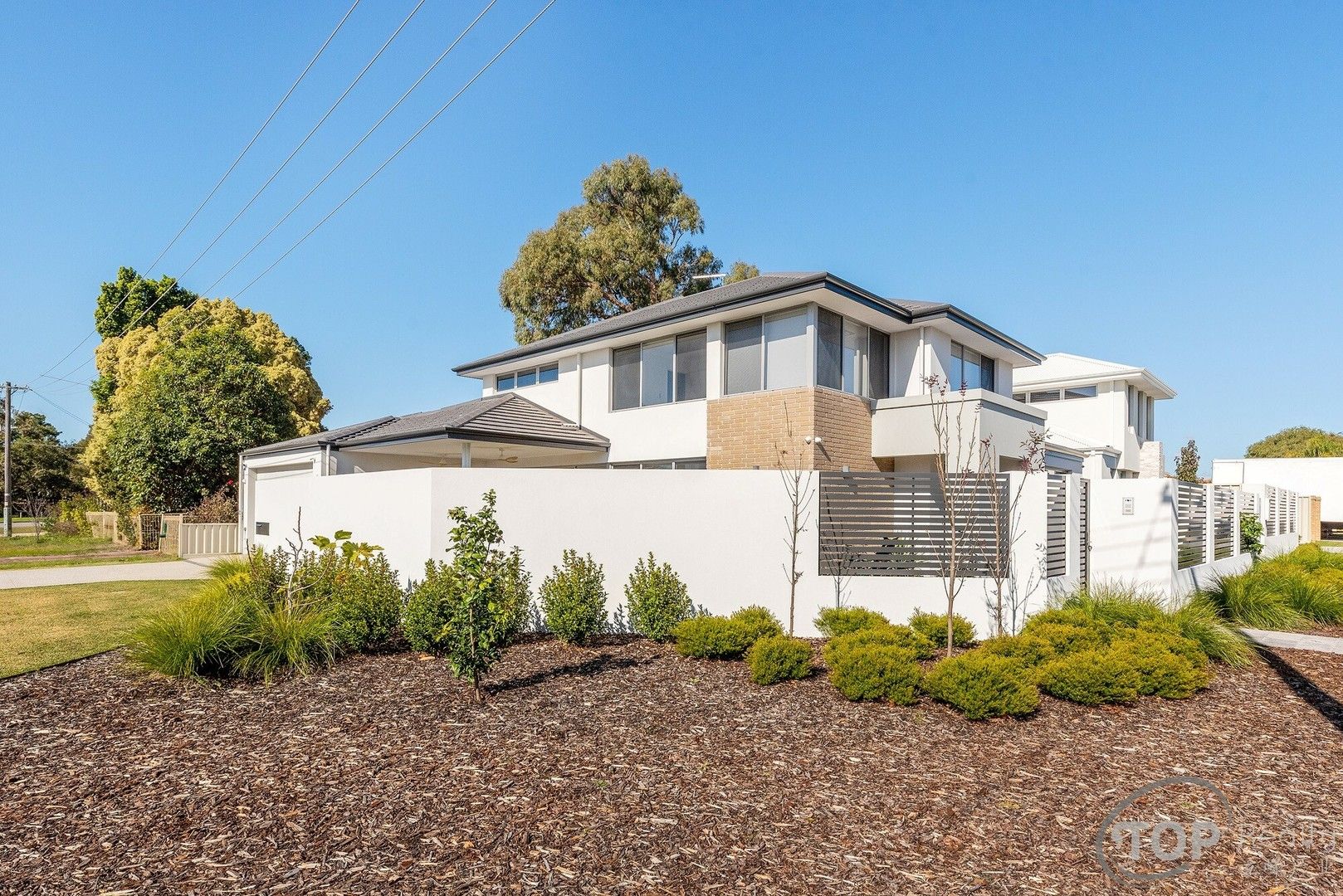 4 bedrooms House in 1 Stevenson Way WILLETTON WA, 6155