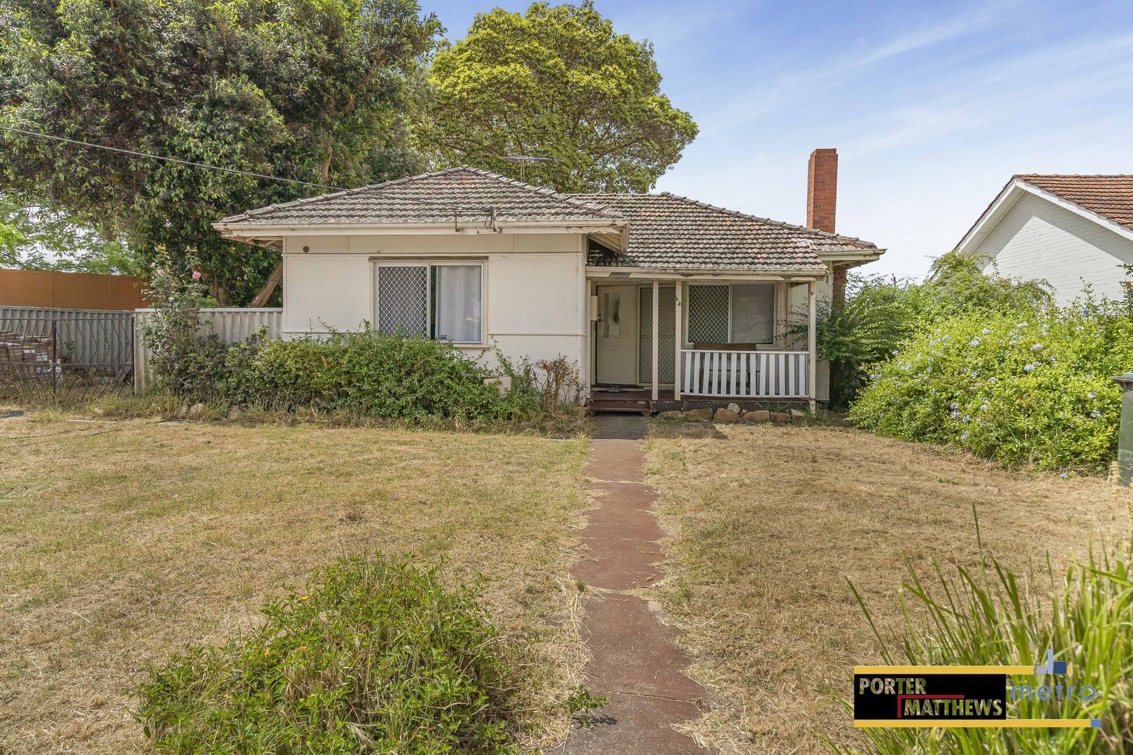 2 bedrooms House in 64 Hartfield Street QUEENS PARK WA, 6107