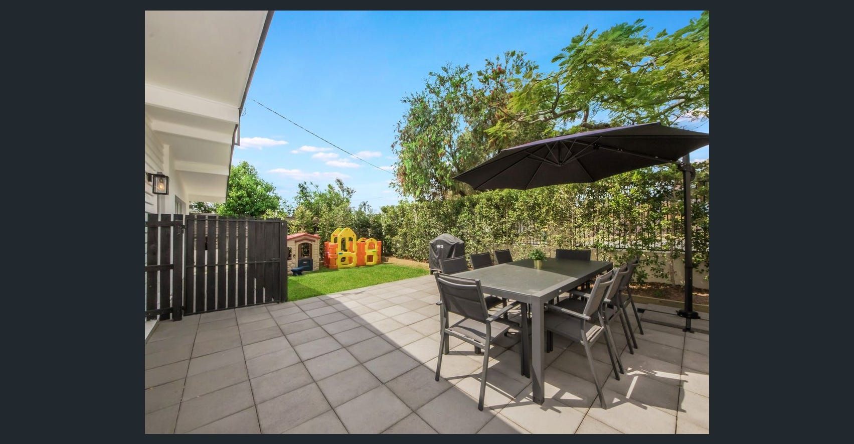 11 Larwon Tce, Southport QLD 4215, Image 2