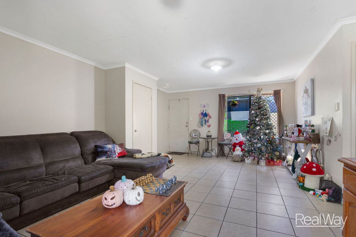 49 Palma Rosa Drive, Wulkuraka QLD 4305, Image 2