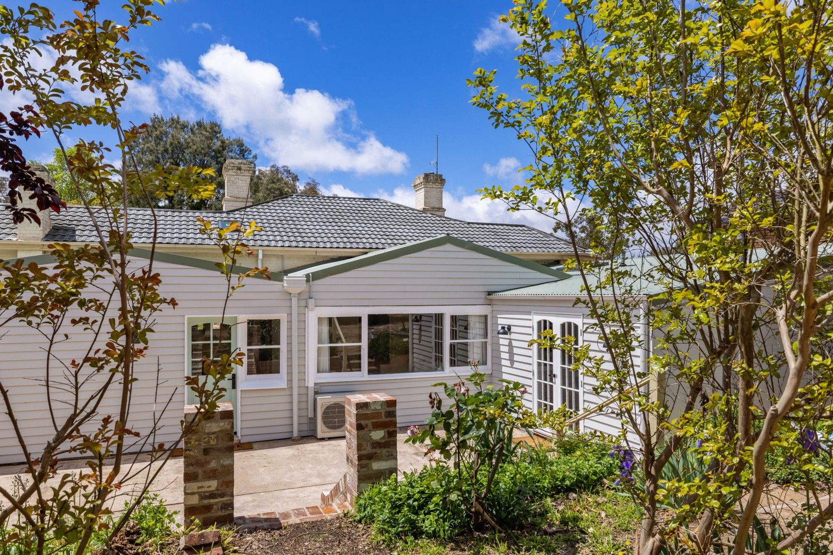 4 bedrooms House in 45 Cathcart Street GOULBURN NSW, 2580