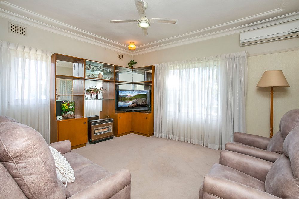 43 Amourin Street, North Manly NSW 2100, Image 2