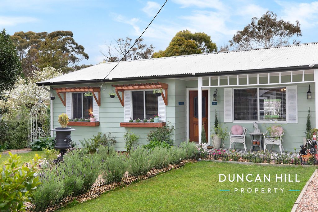 13 Renwick Drive, Balaclava NSW 2575, Image 0