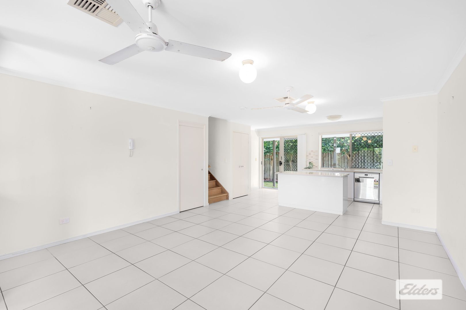 2/9 Watson Street, Pialba QLD 4655, Image 2