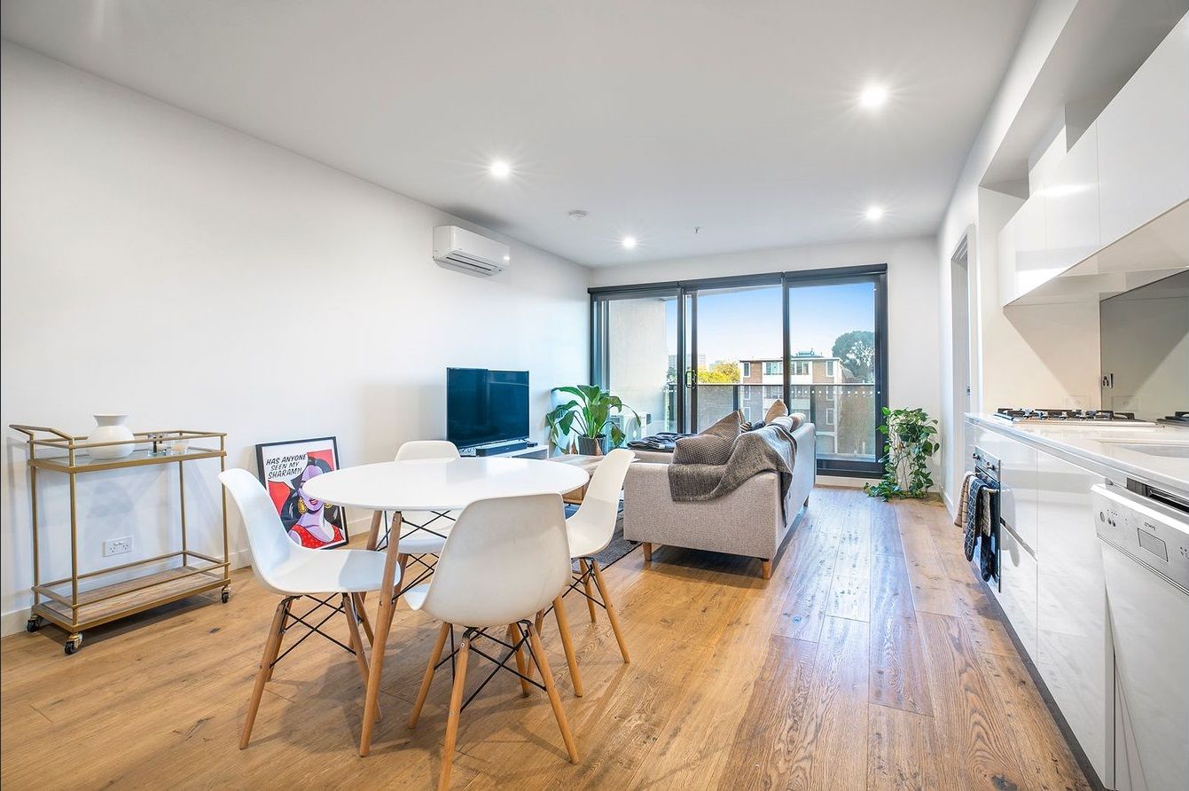 2 bedrooms Apartment / Unit / Flat in 205/8 Bond Street SOUTH YARRA VIC, 3141