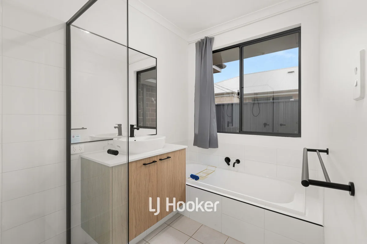 Additional image 9 of 34 Leschenaultia Loop, Yalyalup WA 6280