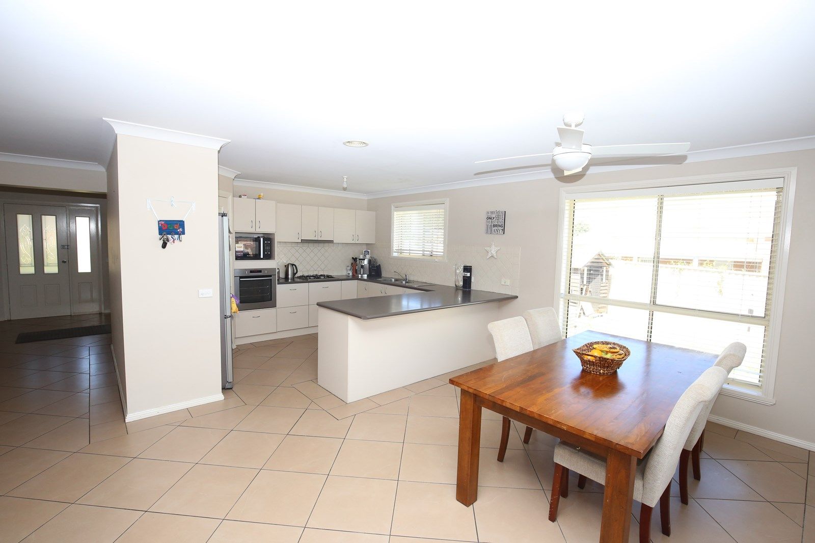 8 Walpole Close, Kelso NSW 2795, Image 2