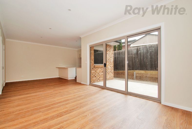 Unit 2, 4 CAROLE AVENUE, CHIRNSIDE PARK VIC 3116, Image 1