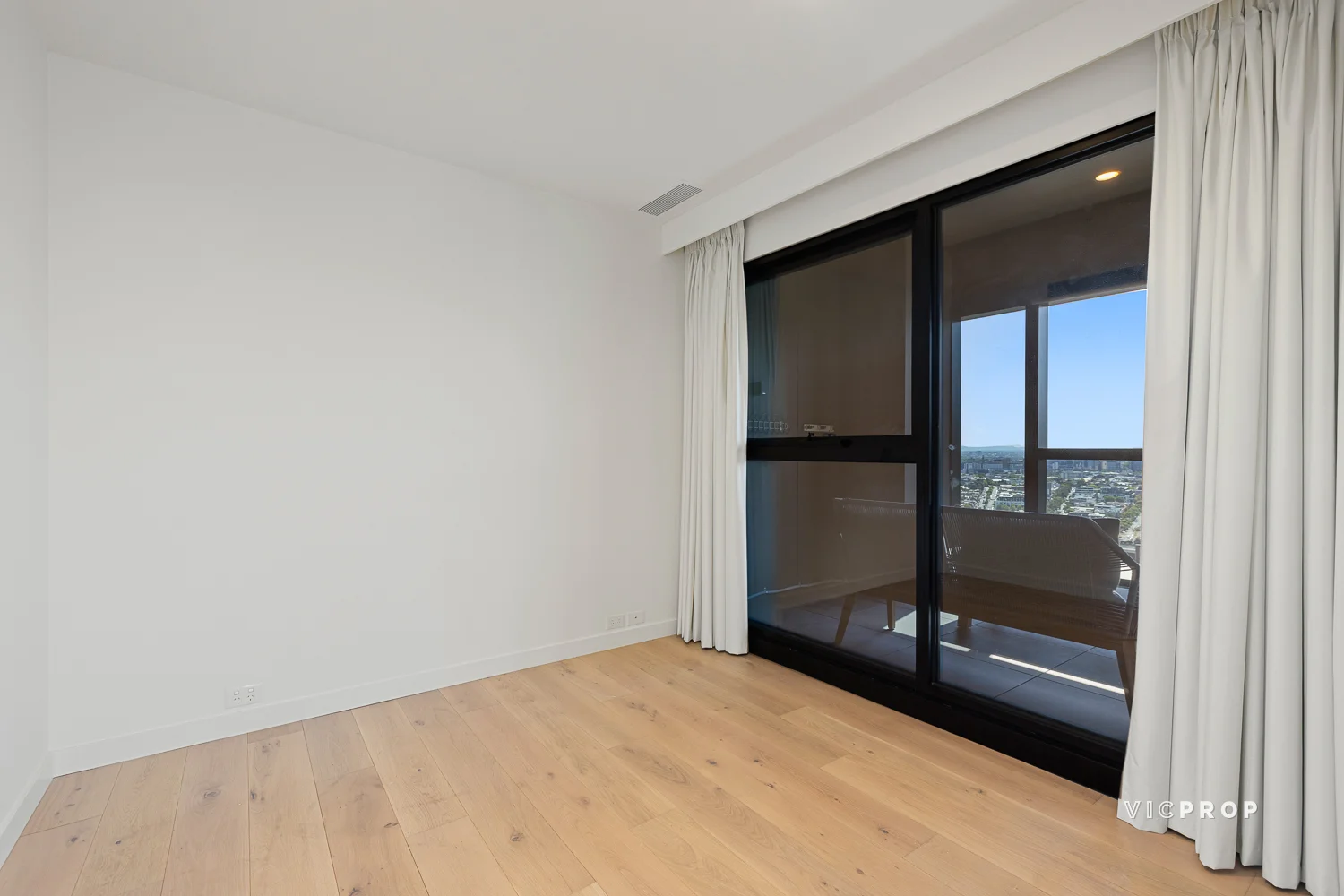 Additional image 12 of 3407/8 Pearl River Road, Docklands VIC 3008