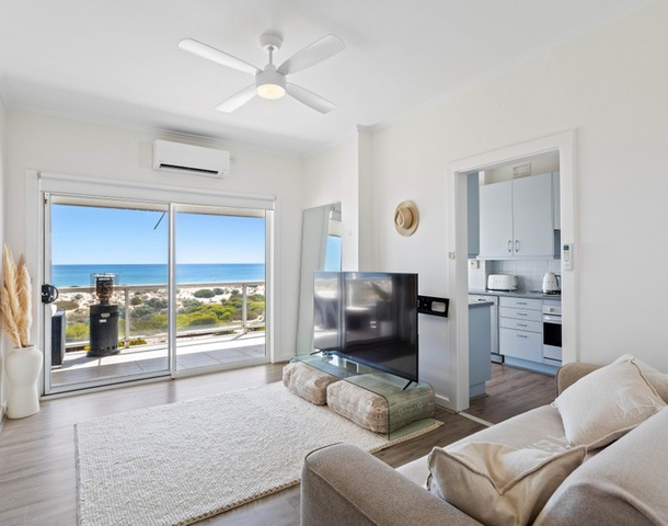 4/15 Seaview Road, West Beach SA 5024