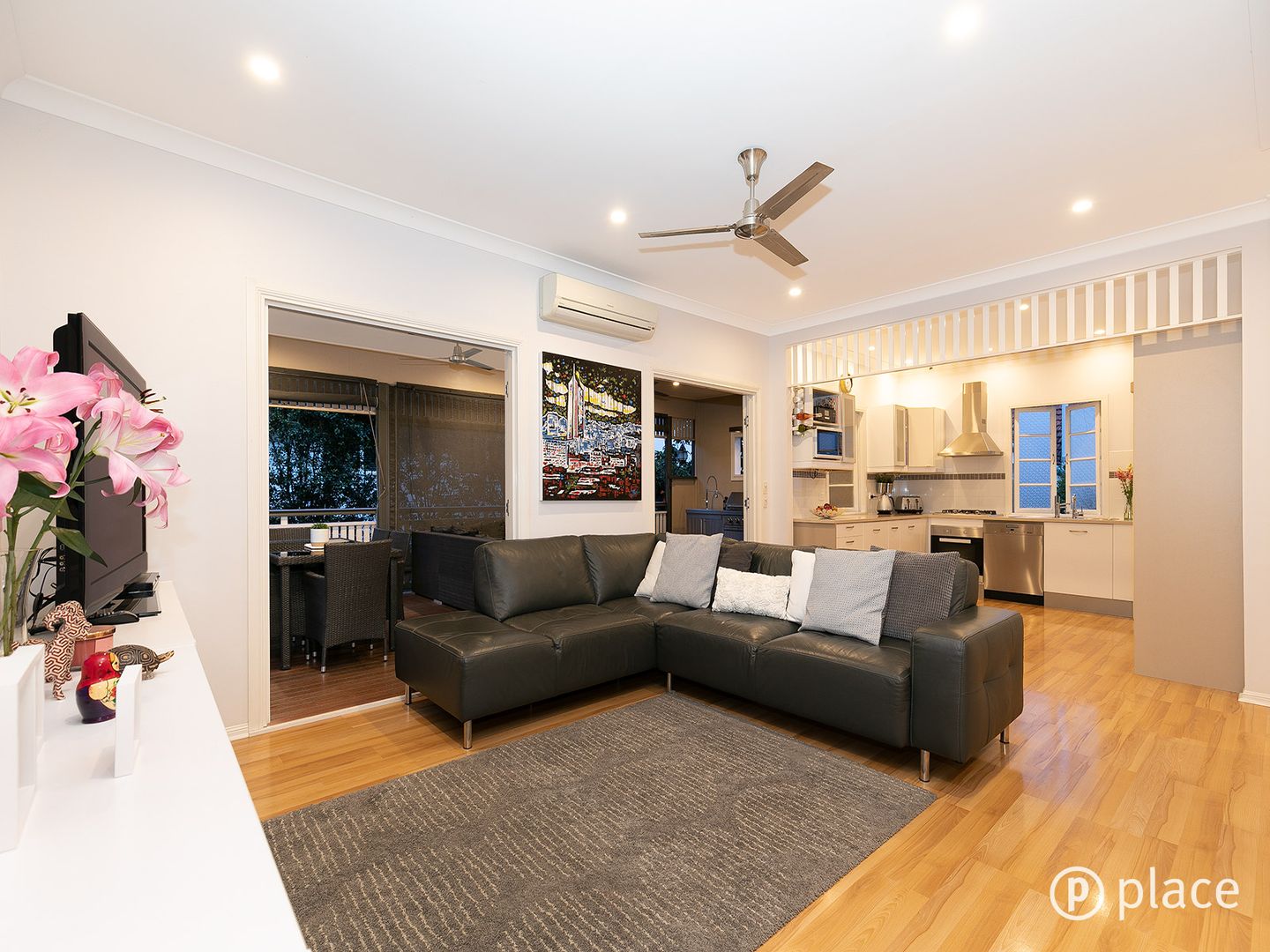 6 Hegarty Street, Mitchelton QLD 4053, Image 2