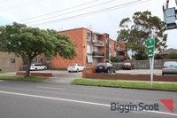 2 bedrooms Apartment / Unit / Flat in 11/2 Forrest Street ALBION VIC, 3020
