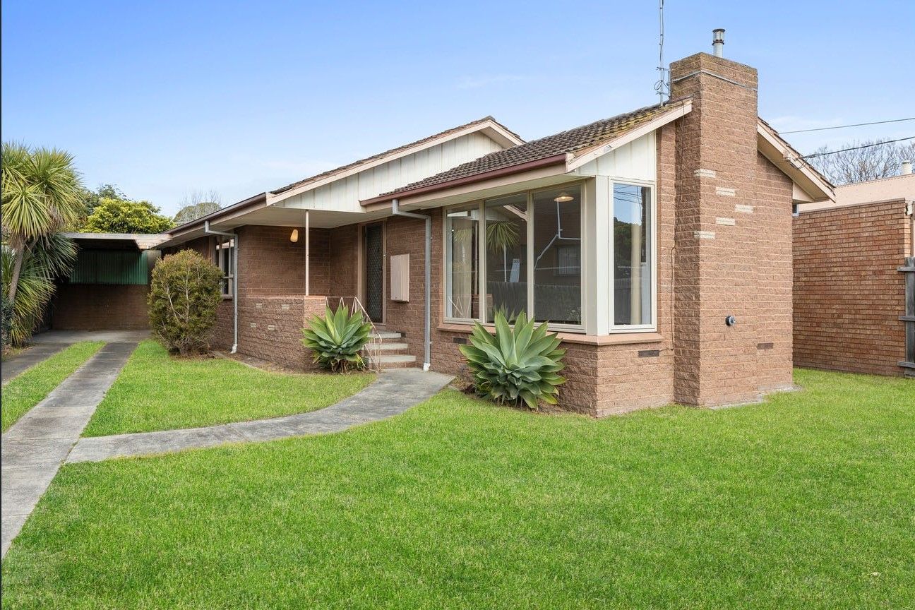 3 bedrooms House in 79 Darriwill Street BELL POST HILL VIC, 3215