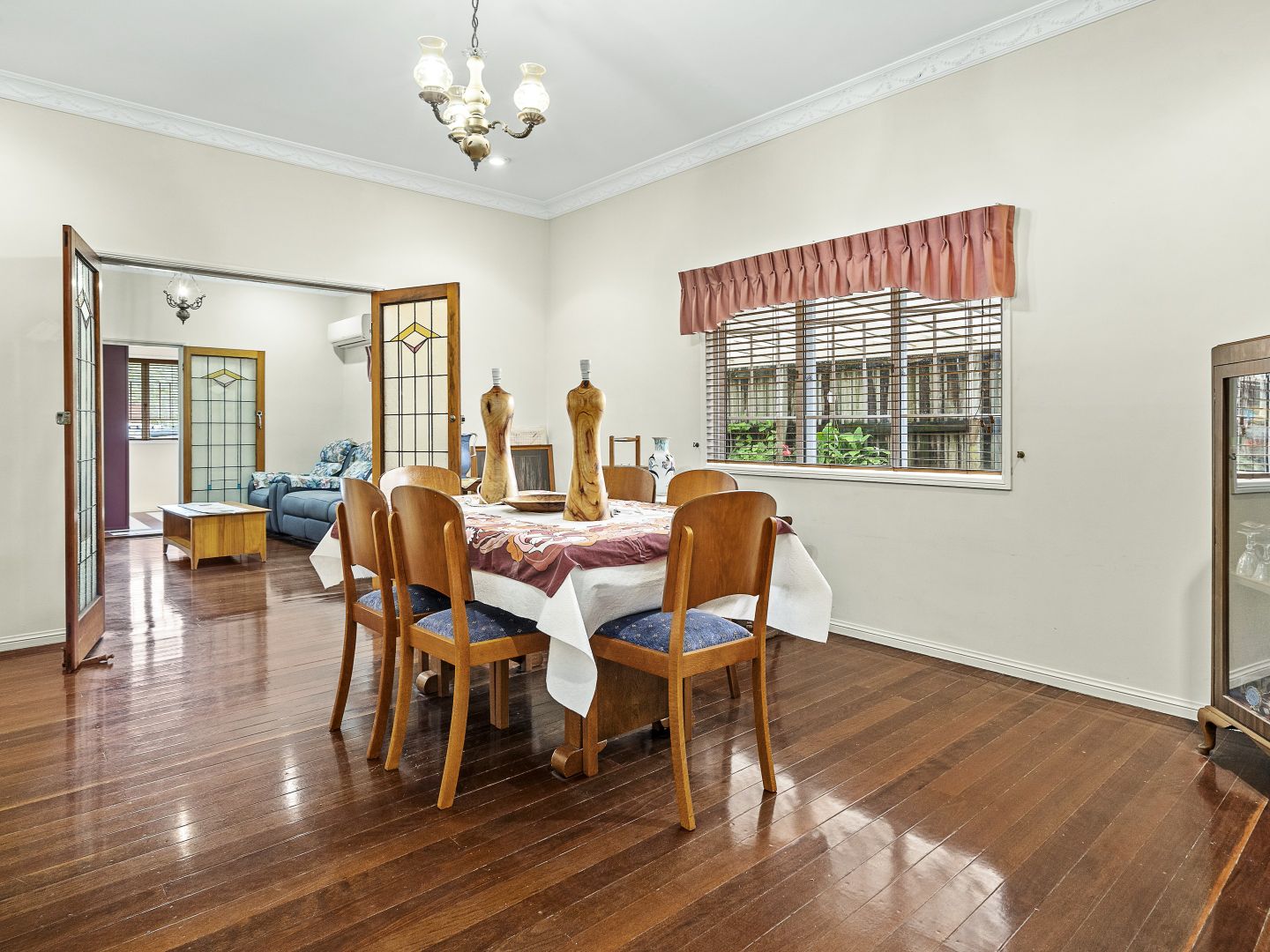 1032 Logan Road, Holland Park QLD 4121, Image 2