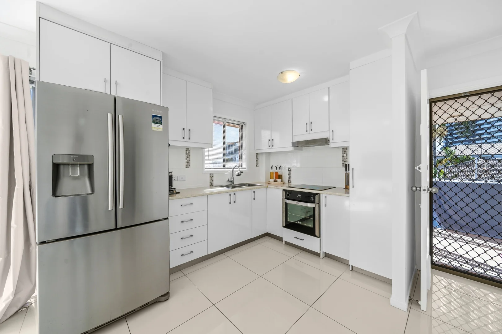 Additional image 3 of 4/17 Darrambal Street, Chevron Island QLD 4217