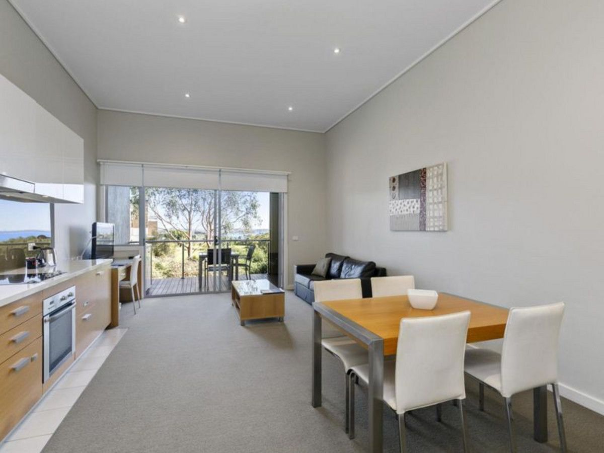 102/17 Potters Hill Road, San Remo VIC 3925, Image 2