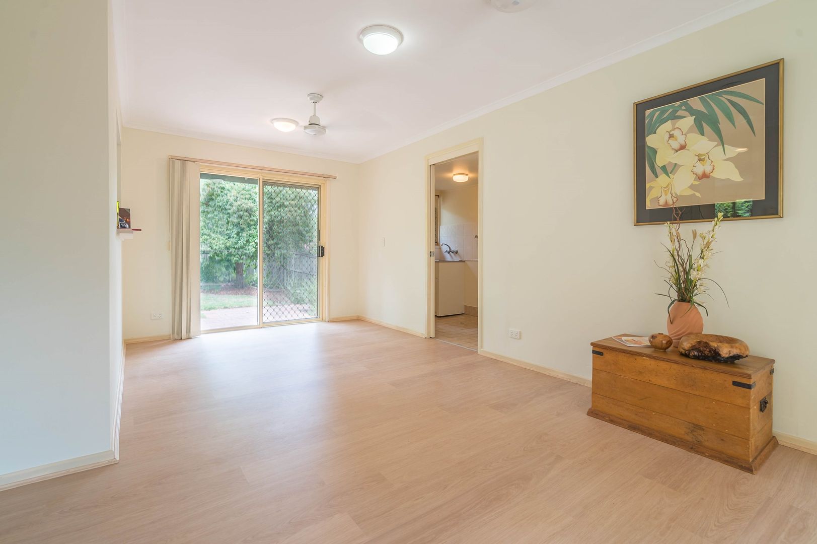 8/13 John Staines Crescent, North Ipswich QLD 4305, Image 1