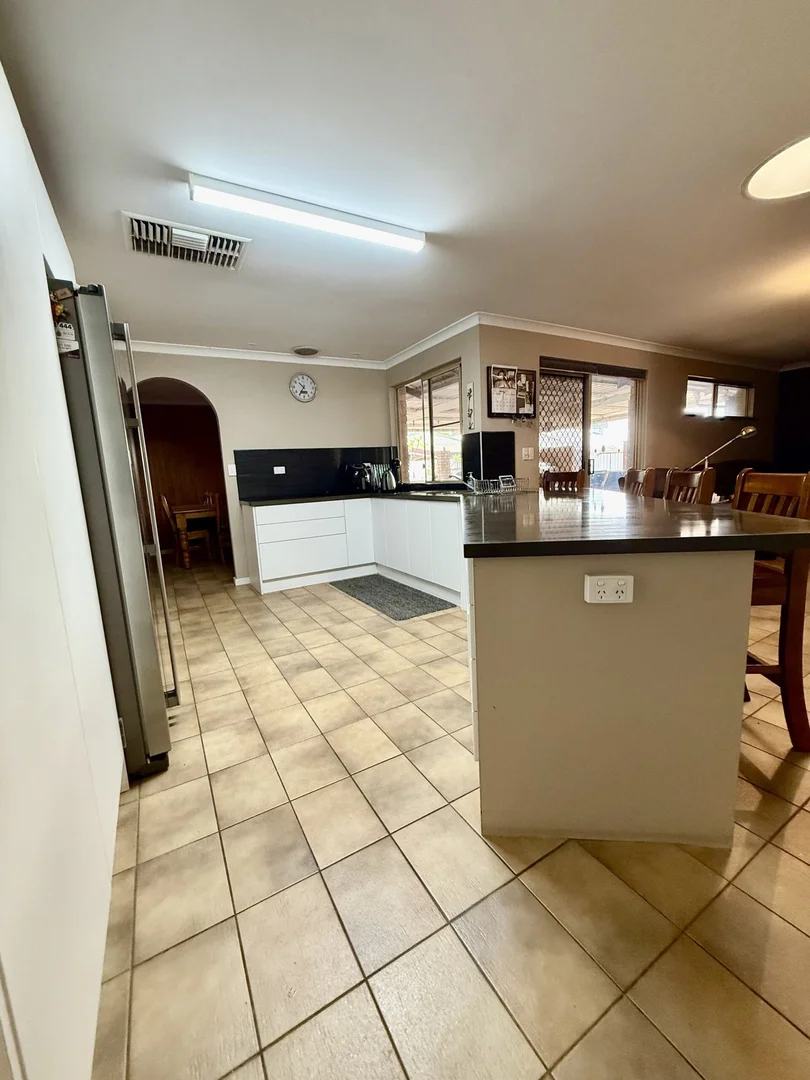 Additional image 5 of 4 George St, York WA 6302