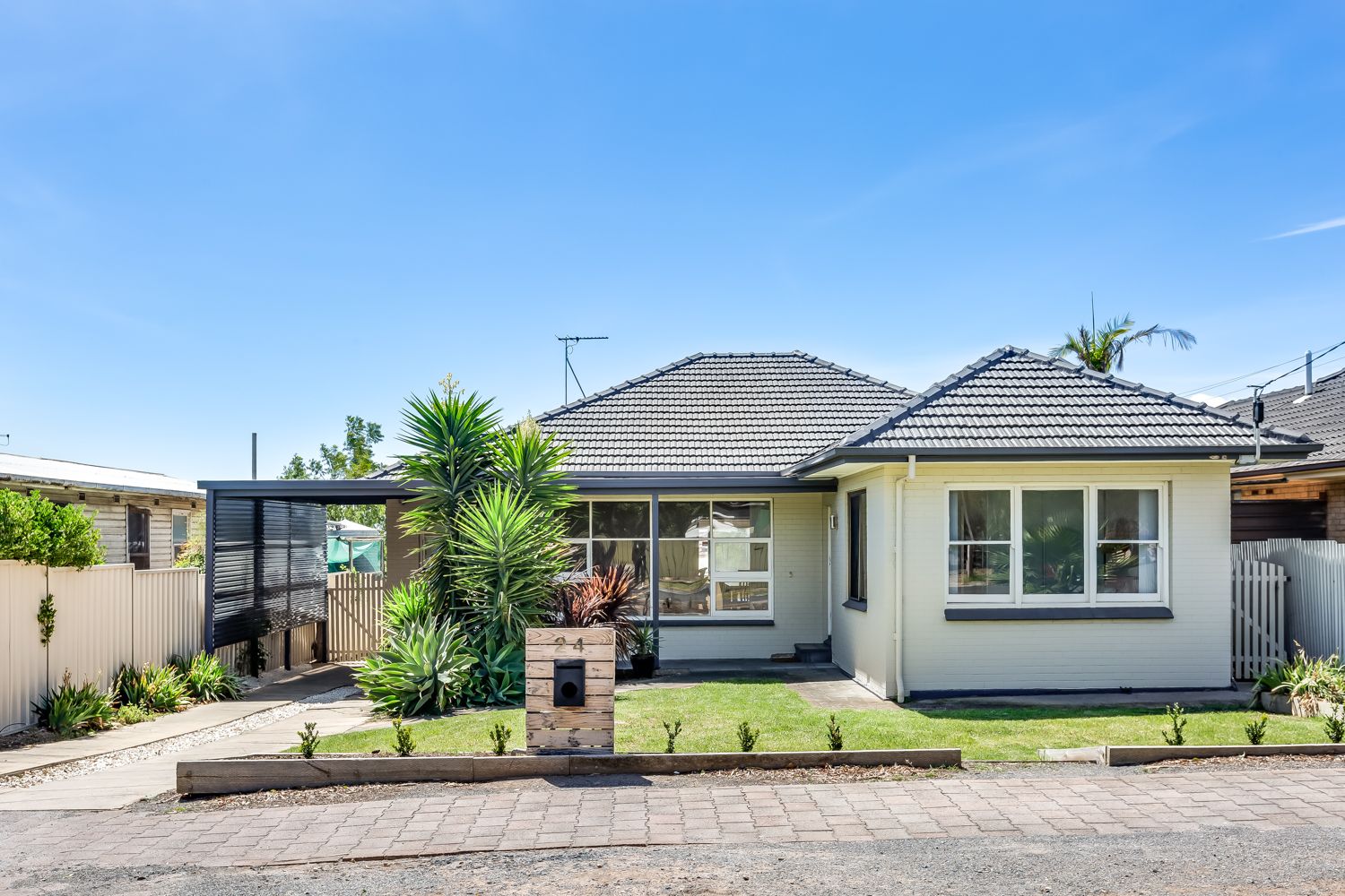 24 Tilbrook Crescent, South Brighton SA 5048, Image 0