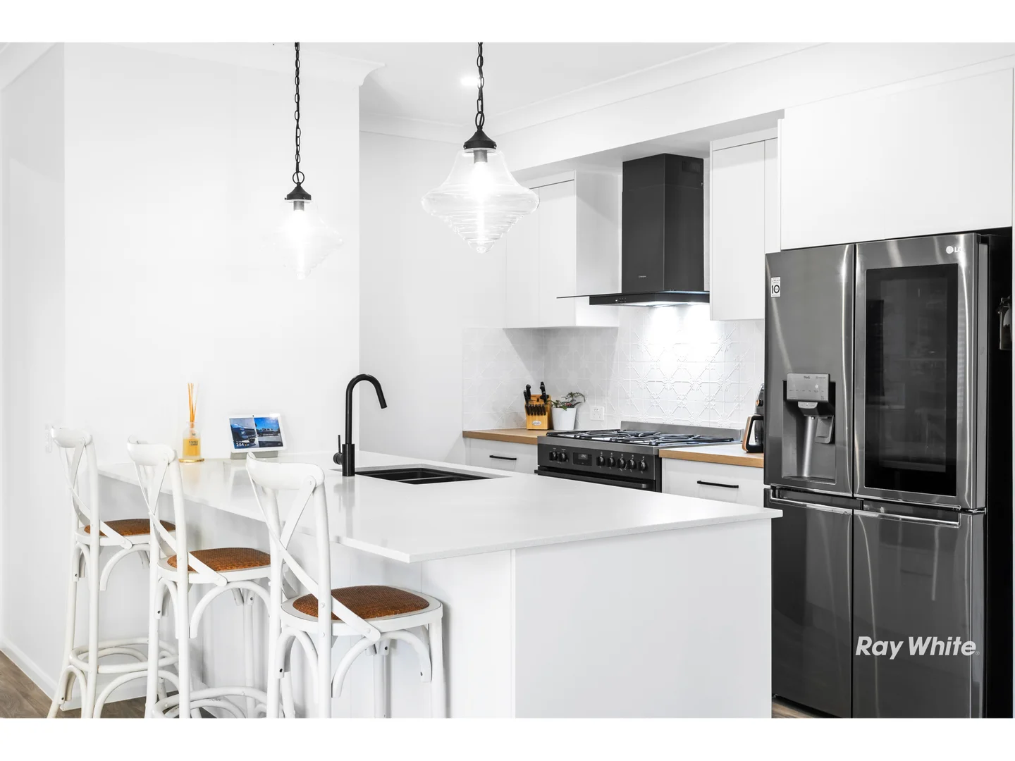 Additional image 10 of 7 Neptune Avenue, Lammermoor QLD 4703