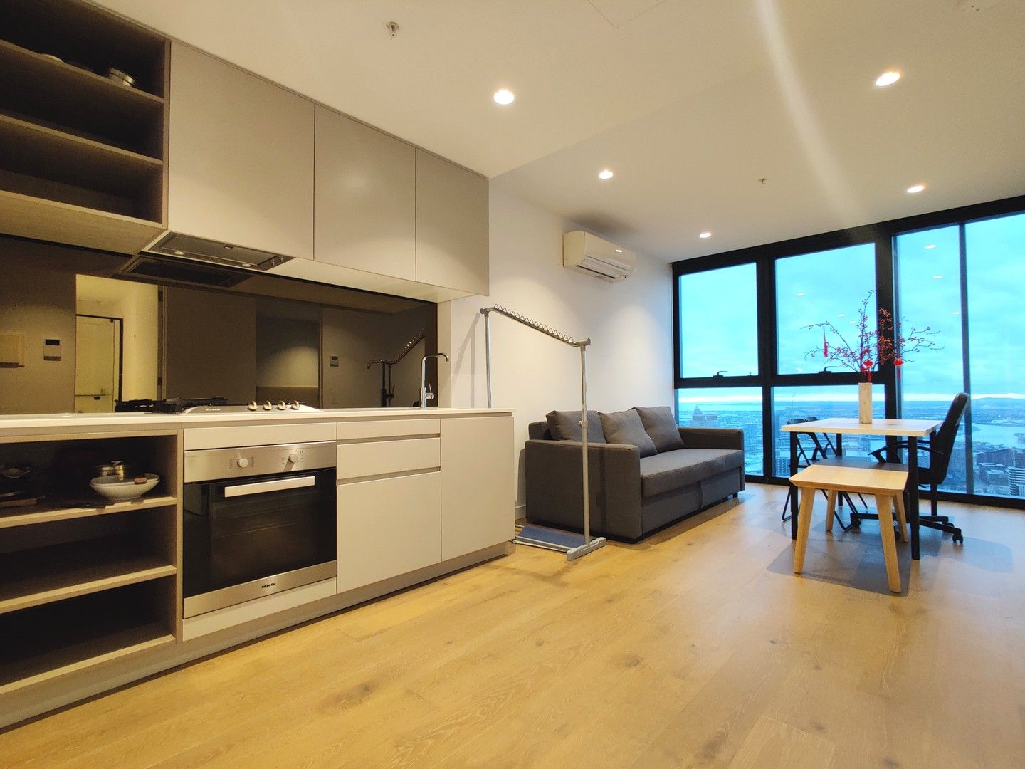 1 bedrooms Apartment / Unit / Flat in 6308/462 Elizabeth Street MELBOURNE VIC, 3000