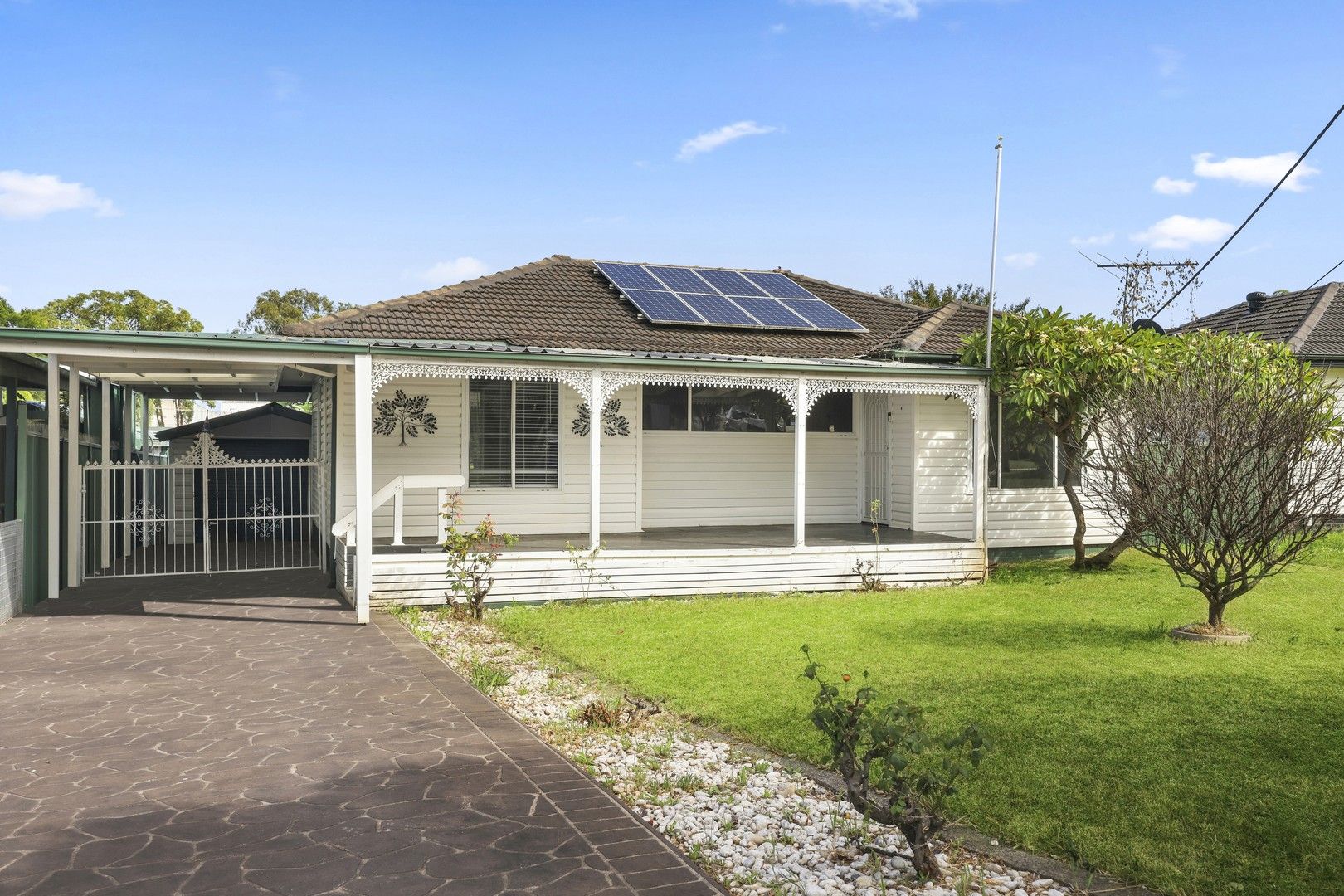 19 Facey Crescent, Lurnea NSW 2170, Image 0