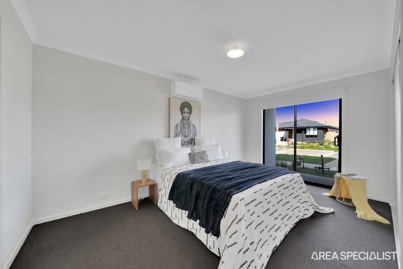 67 Lynwood Drive, Thornhill Park VIC 3335, Image 2