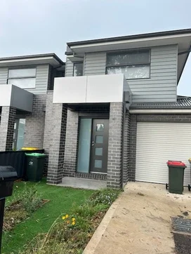 1/68 Fox Streert, St Albans VIC 3021