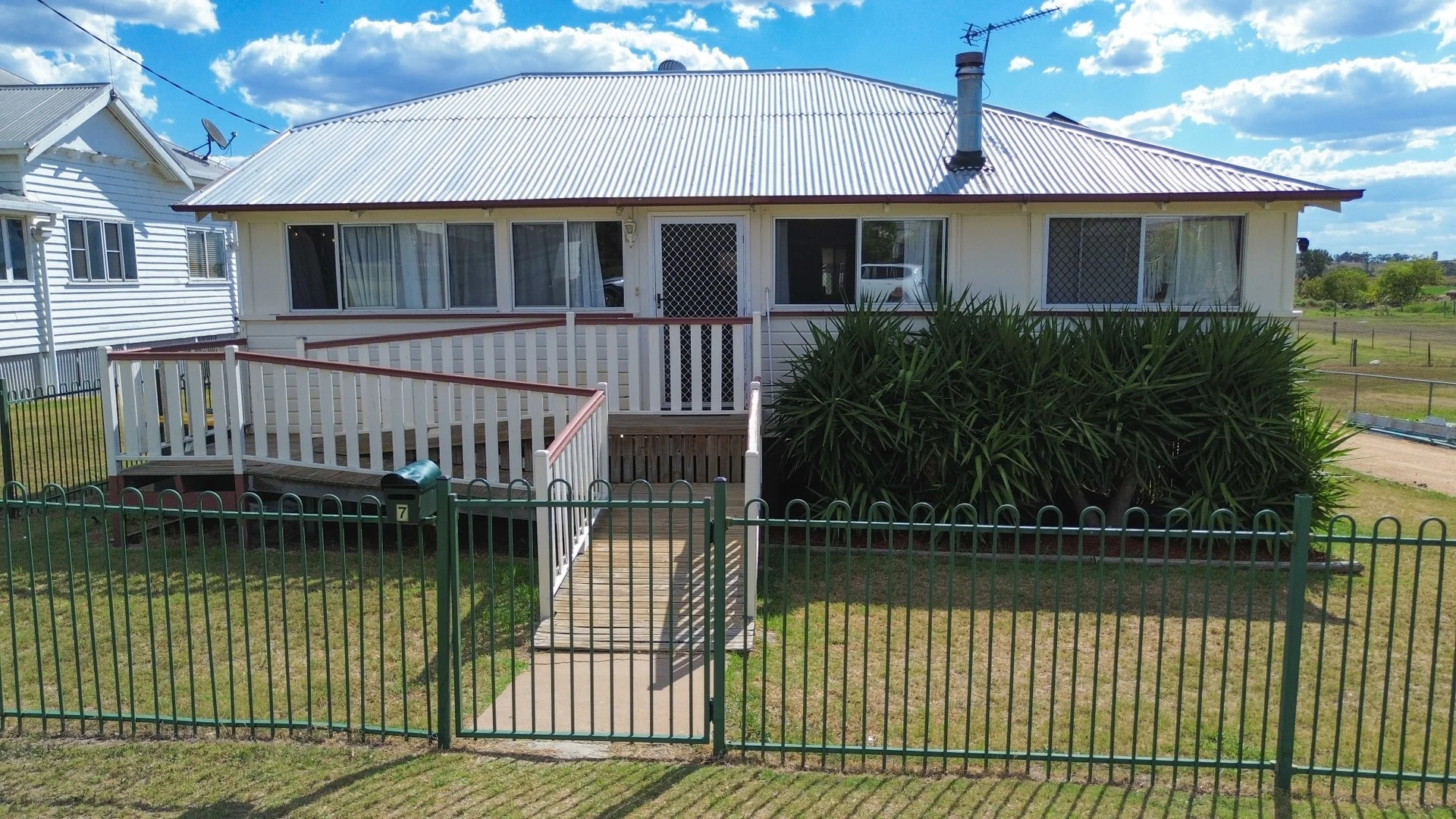 7 Short Street, Warwick QLD 4370