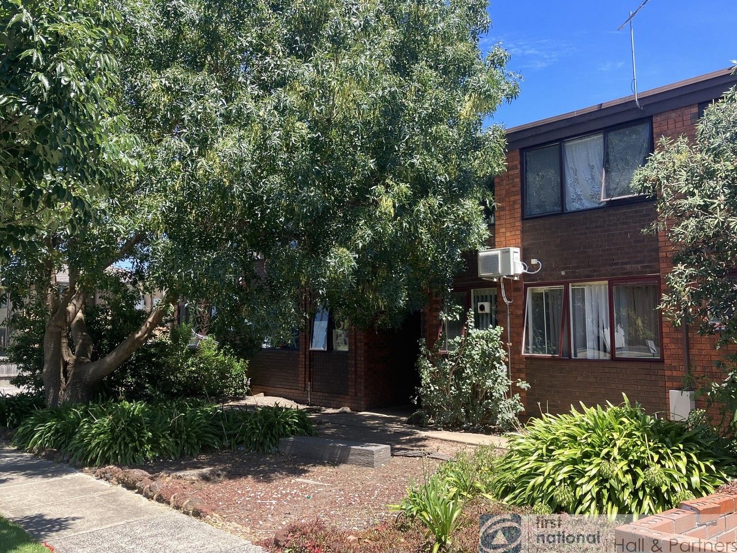 2 bedrooms Apartment / Unit / Flat in 16/5-7 Potter Street DANDENONG VIC, 3175