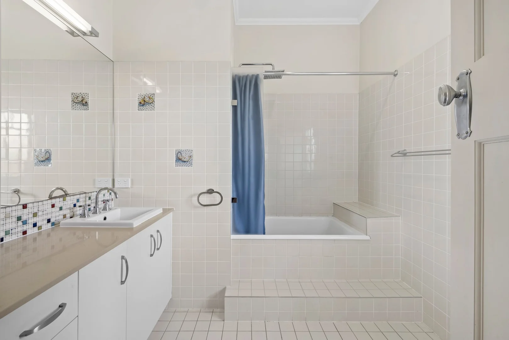 Additional image 11 of 5 White Street, Graceville QLD 4075