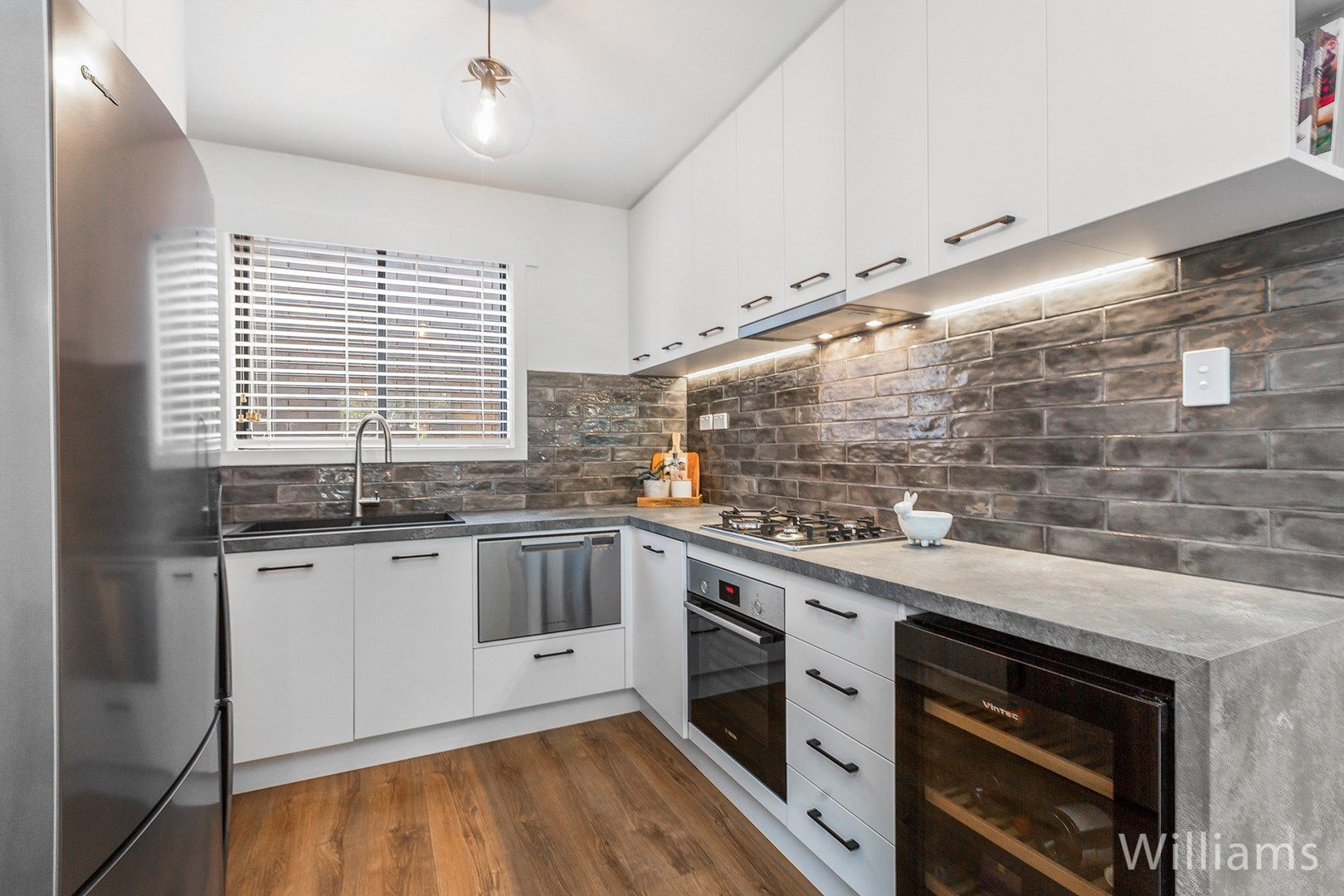 2 bedrooms Apartment / Unit / Flat in 2/42-44 Verdon Street WILLIAMSTOWN VIC, 3016