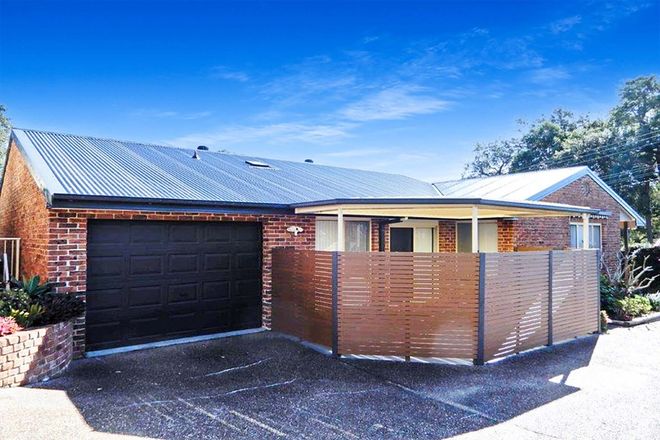 Picture of 1/6 Grove Road, WAMBERAL NSW 2260