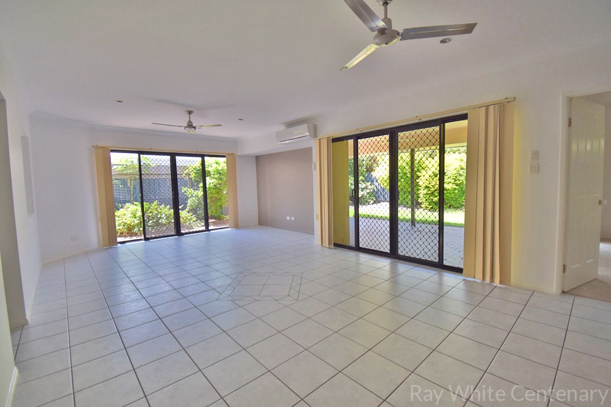 9 Brookeside Crescent, Seventeen Mile Rocks QLD 4073, Image 1