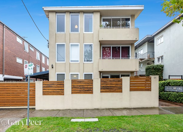 2/31 Charnwood Road, St Kilda VIC 3182