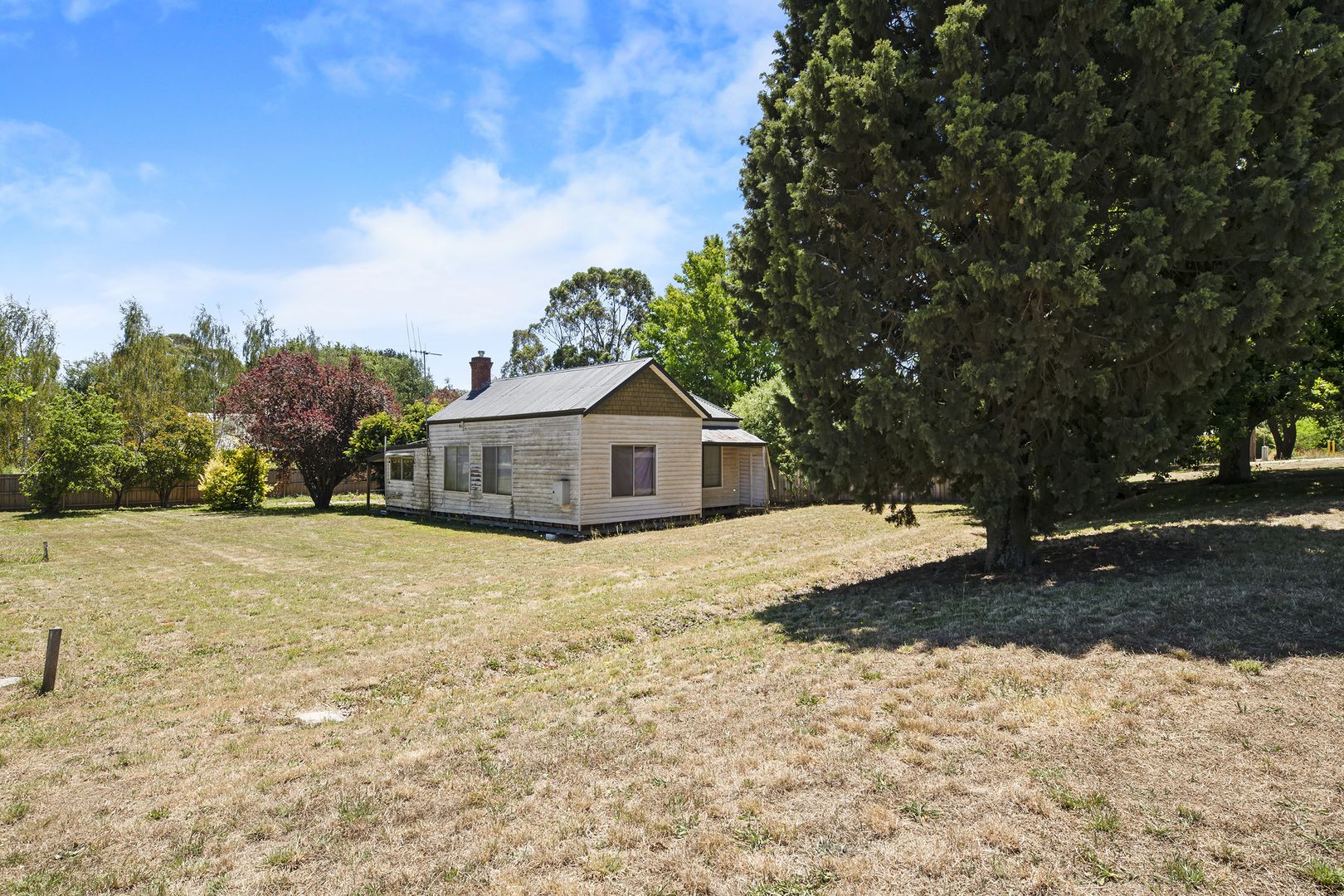 7 Templeton Street, Woodend VIC 3442, Image 1