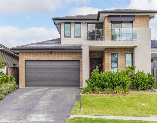 6 Curie Road, Campbelltown NSW 2560