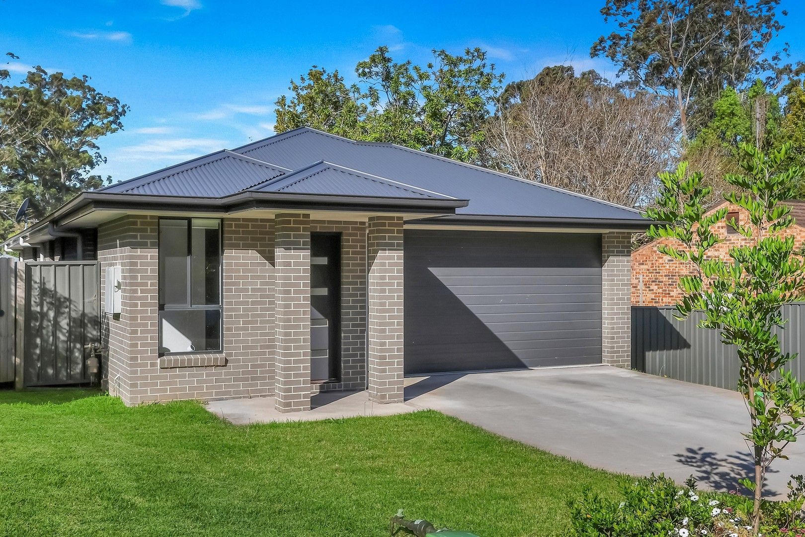 4 bedrooms House in 15a Lana Avenue WYOMING NSW, 2250