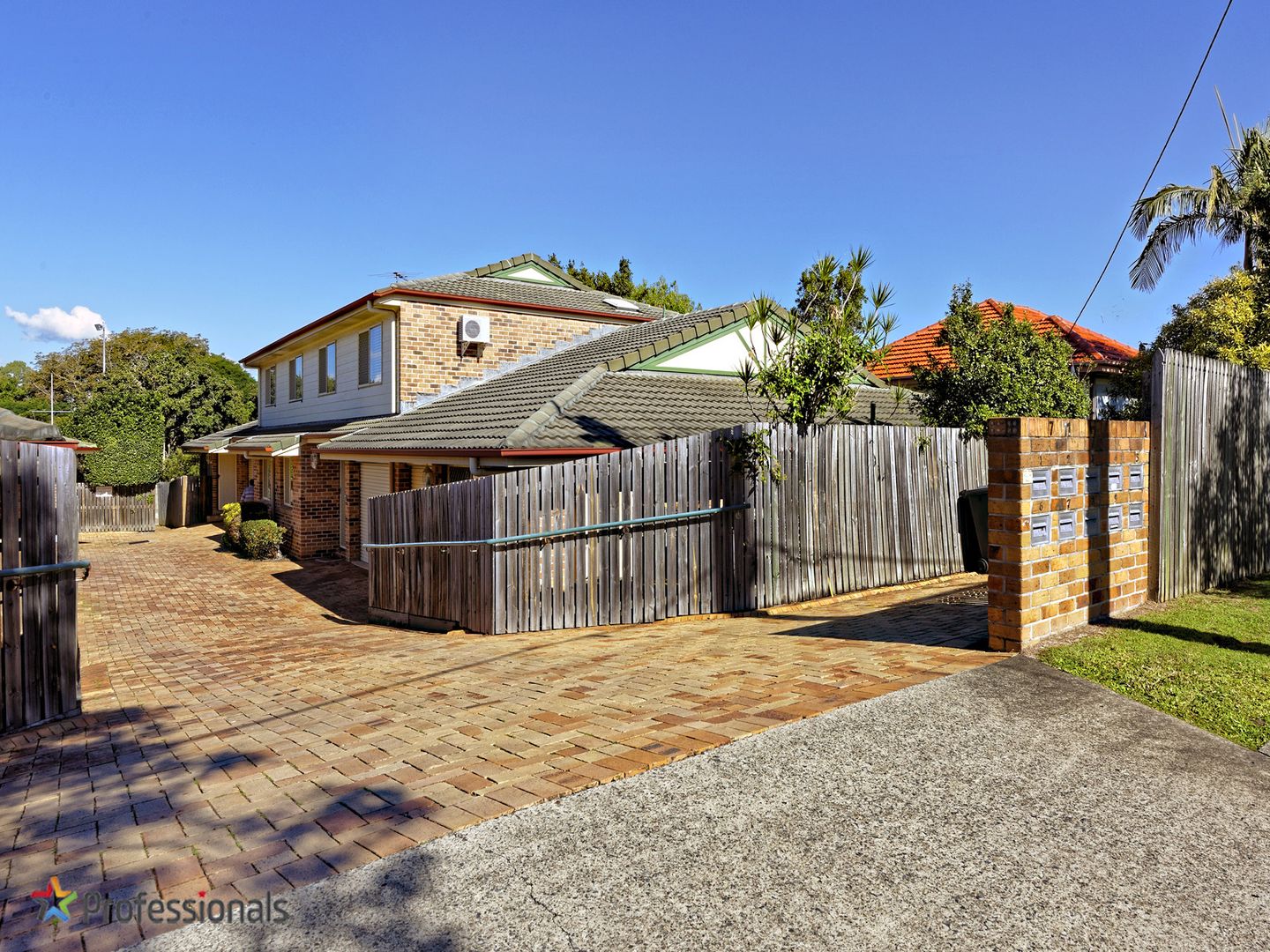 1/11 Stellmach Street, Everton Park QLD 4053, Image 1