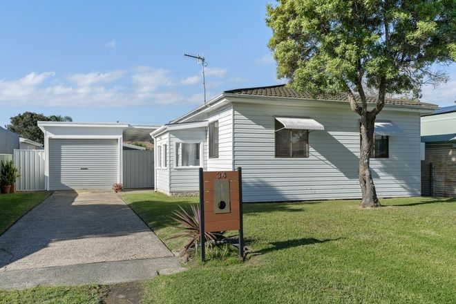 Picture of 34 Lakeview Drive, BURRILL LAKE NSW 2539