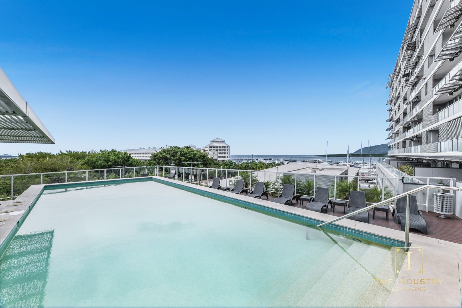 2 bedrooms Apartment / Unit / Flat in Level 7, 42/1 Marlin Parade CAIRNS CITY QLD, 4870