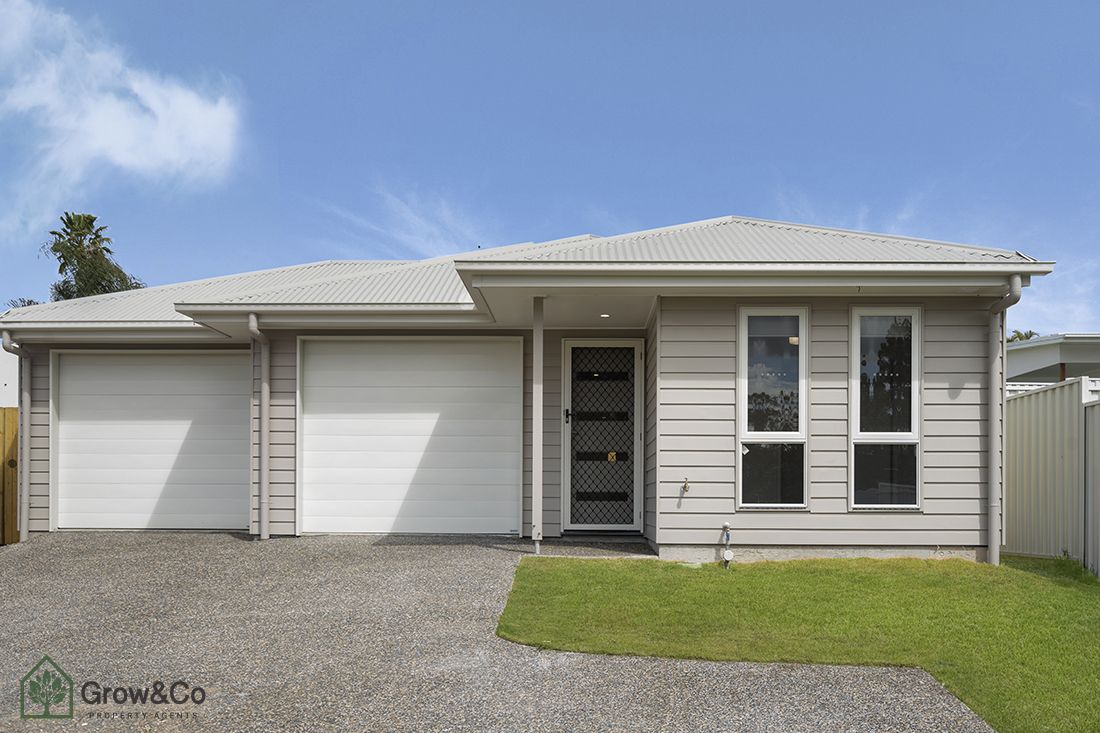 4 bedrooms House in 6A Joanne Place BRASSALL QLD, 4305